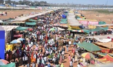 कुंभ कल्प मेला के आठवें दिन राजिम कुंभ कल्प में उमड़ी ऐतिहासिक भीड़, मेले की बढ़ी रौनक