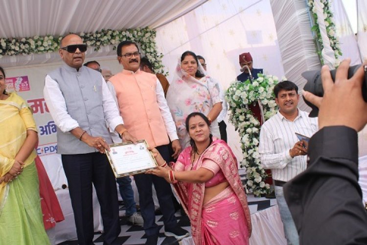 कुरूद क्षेत्र की प्रगति में बिजली की निर्बाध आपूर्ति की भूमिका अहम : अजय चंद्राकर