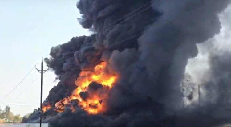 जया केमिकल्स में लगी भीषण आग, लाखों की संपत्ति जलकर खाक