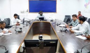 कलेक्टर ने निर्माण एजेंसियों की ली बैठक, गुणवत्ता के साथ समय सीमा में पूर्ण करने के दिए निर्देश