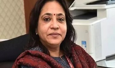 करेंसी टावर की लिफ्ट में 20 मिनट तक फंसी रहीं असिस्टेंट चीफ सेक्रेटरी