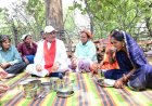 एक ग्रामीण का न्योता, मुख्यमंत्री का अपनापन – प्रधानमंत्री आवास से साकार हुआ सपना, मुख्यमंत्री ने कराया गृह प्रवेश