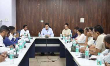 बीजापुर कलेक्टर ने मीडिया प्रतिनिधियों के साथ की बैठक, सामुदायिक सहभागिता पर दिया जोर