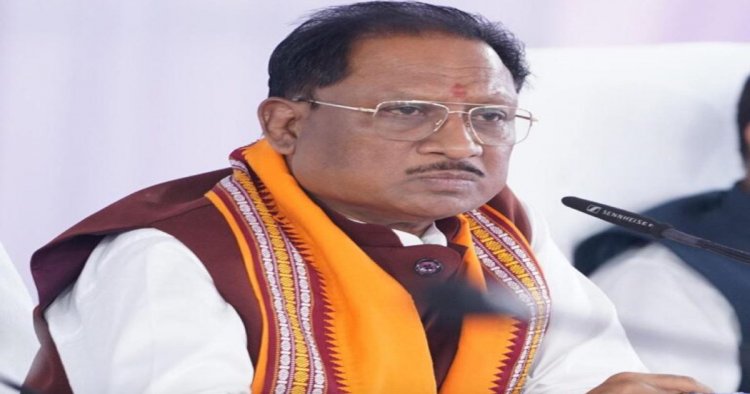 सादगी और अपनापन: सुशासन तिहार में बच्चों संग मुख्यमंत्री साय ने खेला क्रिकेट, बढ़ाया हौसला