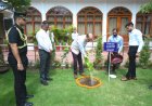 विश्व पर्यावरण दिवस के अवसर पर राज्यपाल डेका ने लगाए पौधे