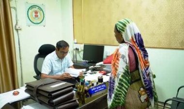 अपर कलेक्टर प्रदीप ने जनदर्शन में सुनी आमजनों की समस्याएँ