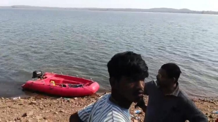 CG : बांध में नहाने गए तीन दोस्तों में से एक 17 वर्षीय किशोर डूबा, SDRF तलाश में जुटी