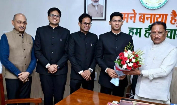 CM विष्णुदेव साय से प्रशिक्षु IAS अधिकारियों ने की मुलाकात