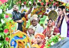 जशपुर से गूंजा 'जय जगन्नाथ' का जयघोष : मुख्यमंत्री विष्णुदेव साय ने निभाई गजपति महाराजा की परंपरा, स्वर्ण झाड़ू से किया 'छेरा पहरा', हजारों श्रद्धालुओं संग खींचा भगवान जगन्नाथ का रथ, 1942 से चली आ रही दोकड़ा की ऐतिहासिक रथयात्रा में आस्था, संस्कृति और सुशासन का दिया संदेश