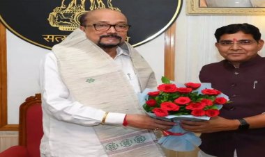 BREAKING NEWS : राज्यपाल रमेन डेका से उच्च शिक्षा मंत्री टंक राम वर्मा की सौजन्य भेंट