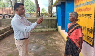 सामाजिक सुरक्षा पेंशन के लिए घर-घर पहुंच रही टीम, दूरस्थ वनांचल में पात्र हितग्राहियों की सूची का हो रहा भौतिक सत्यापन