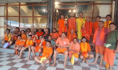 पूर्व प्रदेश महामंत्री कृष्ण कुमार राय के नेतृत्व में जशपुर से निकला शिवभक्तों का जत्था, बाबा बैद्यनाथ धाम में किया जलाभिषेक