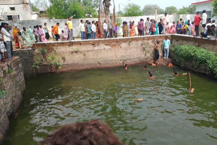 दर्दनाक हादसा: चतुर्भुजी मंदिर की 30 फीट गहरी बावड़ी में डूबे दो मासूम, गांव में पसरा मातम
