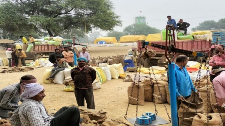​किसानों को बड़ी राहत : छत्तीसगढ़ के धान खरीदी केंद्रों में बनेगा आधुनिक इंफ्रास्ट्रक्चर, शेड-सह-चबूतरा निर्माण को मंजूरी