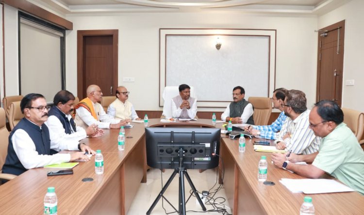 सहकारिता क्षेत्र को और मजबूत बनाने पर दें जोर : केदार कश्यप