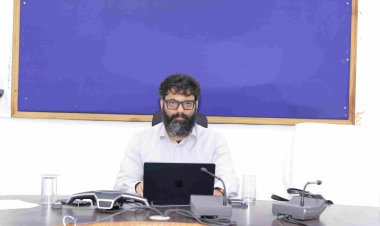 कलेक्टर ने सिकल सेल के दो साल के कार्यों की समीक्षा, मरीजों को बेहतर इलाज की सुविधा उपलब्ध कराने के निर्देश