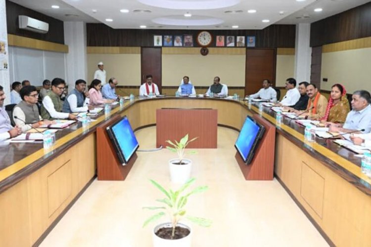 BIG ब्रेकिंग: साय कैबिनेट ने लिये कई अहम फैसले, पढ़िए मंत्रिपरिषद की बैठक के महत्वपूर्ण निर्णय…