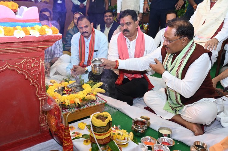 हरेली पर किसानों का बढ़ा मान, खेती-किसानी को मिला नया संबल : मुख्यमंत्री विष्णुदेव साय बोले किसान खुशहाल होंगे तो प्रदेश का व्यापार और उद्योग भी बढ़ेगा
