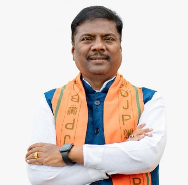 झारखंड में युवाओं पर लाठियां, कांग्रेस की जुबान पर ताला! केदार कश्यप का तीखा हमला—जंतर-मंतर पर न्याय की दुहाई देने वाली कांग्रेस झारखंड के युवाओं के दर्द पर क्यों मौन?