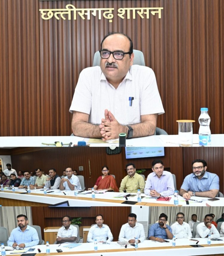 मुख्य सचिव ने केन्द्र प्रवर्तित योजनाओं की समीक्षा की