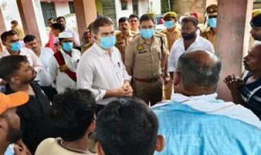 Kaushambi Blast: लाइसेंस रद्द फिर भी चल रही थी पटाखा फैक्ट्री, 15 मौतों के बाद 9 पुलिसकर्मी सस्पेंड