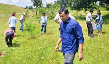 सेवा संकल्प अभियान: जोगी डोंगरी जलाशय में स्वच्छता अभियान से दिया जल संरक्षण का संदेश
