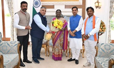 मुख्यमंत्री विष्णु देव साय के निमंत्रण पर राष्ट्रपति ने स्वीकार किया बस्तर दशहरा के मुरिया दरबार में शामिल होने का आमंत्रण