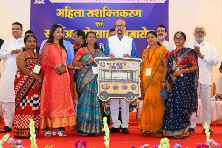 नारी शक्ति और युवा नवाचार से बनेगा नया छत्तीसगढ़ : राज्यपाल डेका