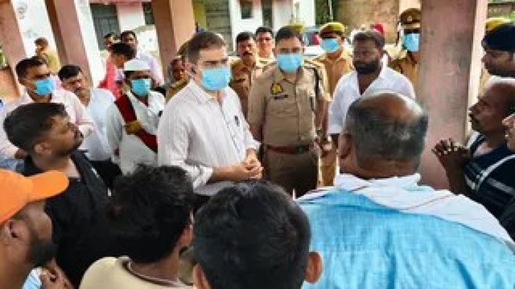 Kaushambi Blast: लाइसेंस रद्द फिर भी चल रही थी पटाखा फैक्ट्री, 15 मौतों के बाद 9 पुलिसकर्मी सस्पेंड