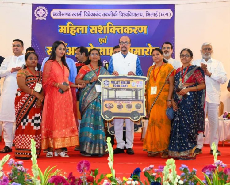 नारी शक्ति और युवा नवाचार से बनेगा नया छत्तीसगढ़ : राज्यपाल डेका