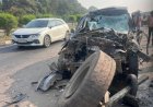 ब्रेकिंग : NH 53 पर ट्रक में जा घुसी कार, 2 महिलाओं की मौत, 3 घायल, कार के उड़े परखच्चे……