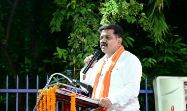 पत्रकार स्व. पंकज शर्मा की प्रतिमा का उप मुख्यमंत्री  विजय शर्मा ने किया अनावरण, पत्रकारिता में योगदान को किया गया याद