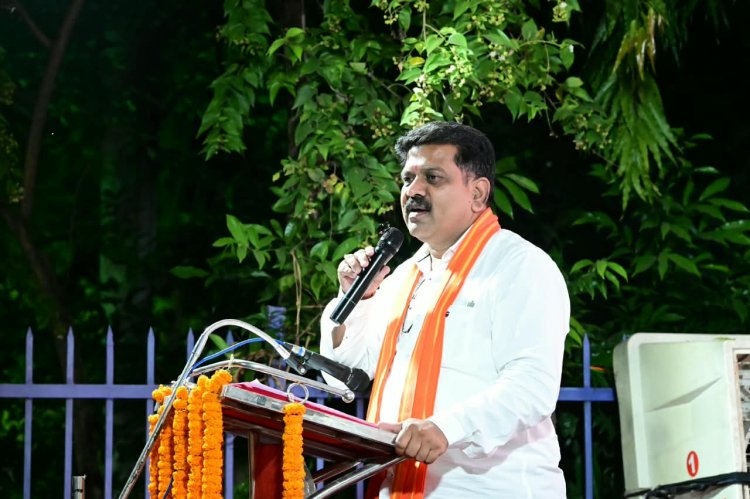 पत्रकार स्व. पंकज शर्मा की प्रतिमा का उप मुख्यमंत्री  विजय शर्मा ने किया अनावरण, पत्रकारिता में योगदान को किया गया याद