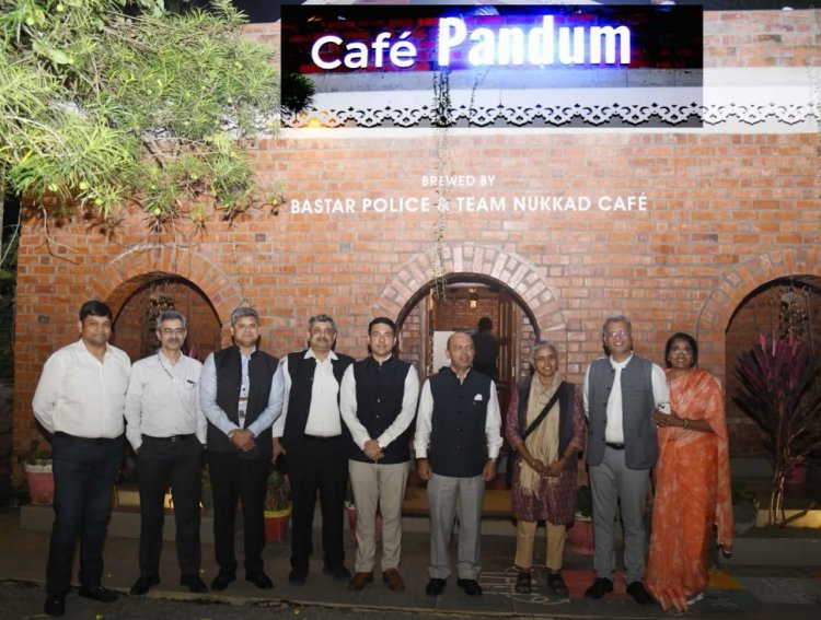 बस्तर में पुनर्वास और स्वावलंबन की मिसाल बना ‘पण्डुम कैफ़े’, केंद्रीय सहकारिता सचिव ने की सराहना